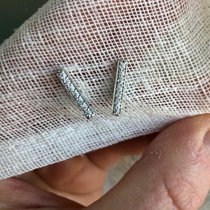 Miadora Diamond 0.80ct Bar earrings